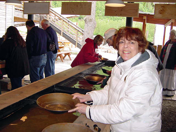 Sandy panning for gold